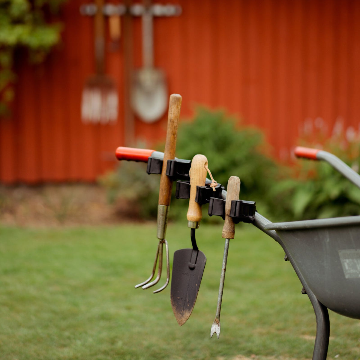 Toolflex One Skena 94 cm med 5 hållare – Redskapshållare för vägg