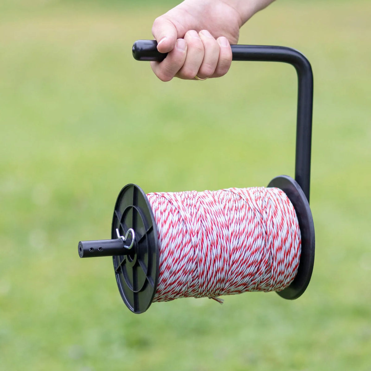 Enhånds viklehjælp til reb/stropper