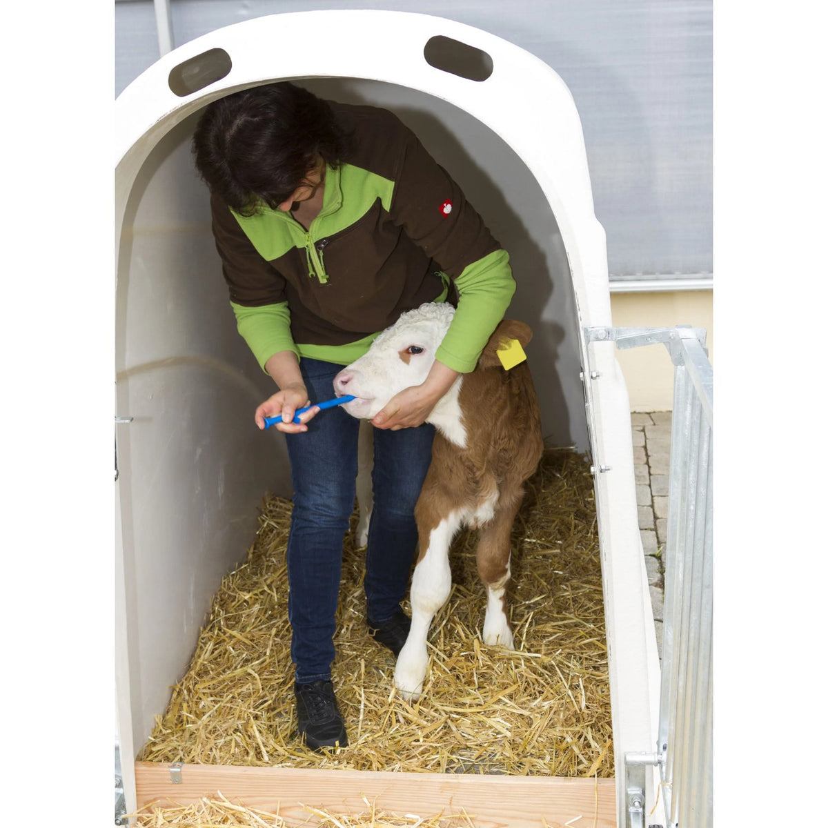 CalfHouse Premium Plus - Större kalvhydda med extra höjd och stabilitet