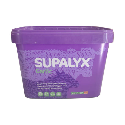 Mineralhink Supalyx Vitlök 22,5 kg - Praktisk Mineralhink För Lantbruksdjur